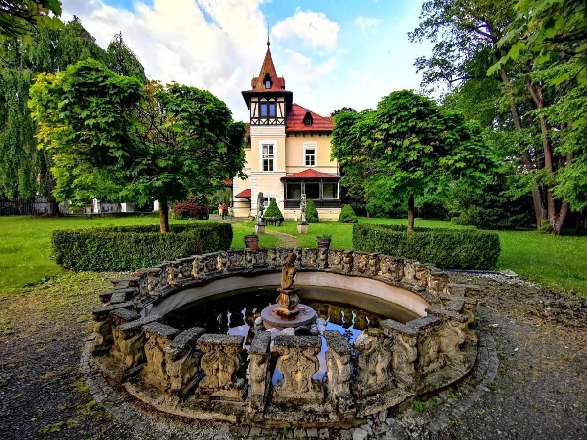 Gloegglhof Bed and Breakfast Trofaiach Buitenkant foto